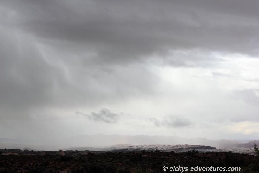 vor lauter Regenwolken war kaum noch etwas zu sehen vor lauter Regenwolken war kaum noch etwas zu sehen