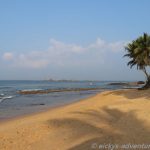 früh morgens am Strand von Hikkaduwa