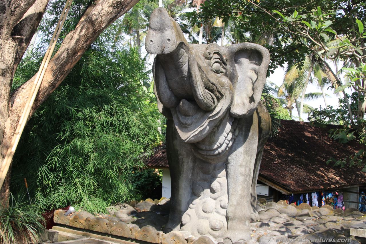 Elefant in Goa Gajah Elefant in Goa Gajah